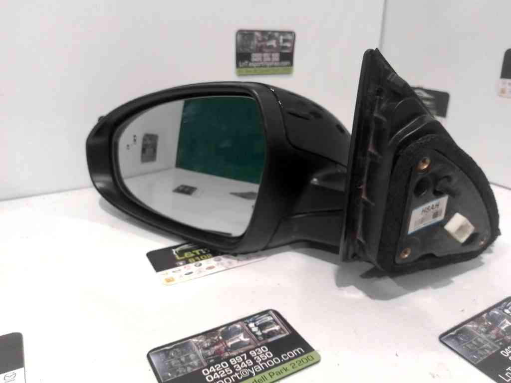 Left Door Mirror