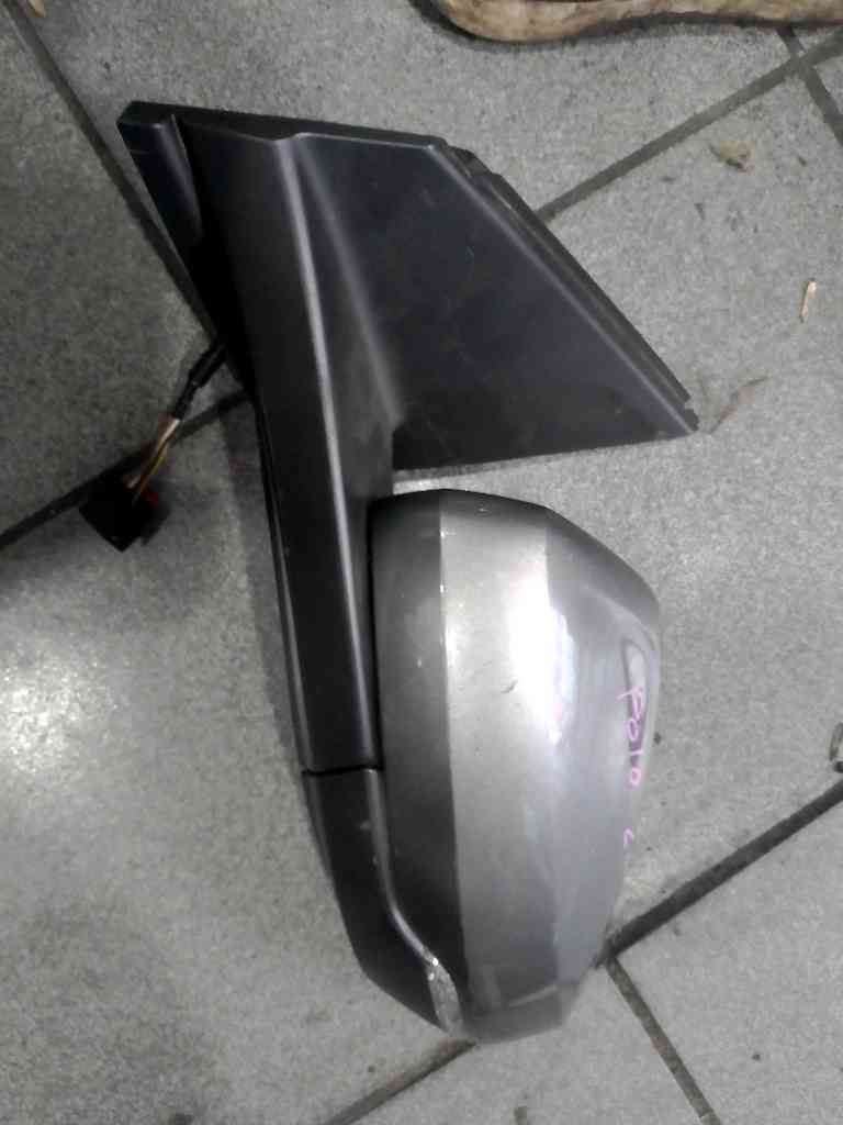 Left Door Mirror
