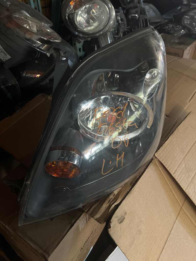 Headlight Left