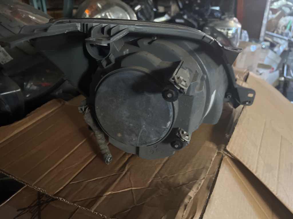 Headlight Left