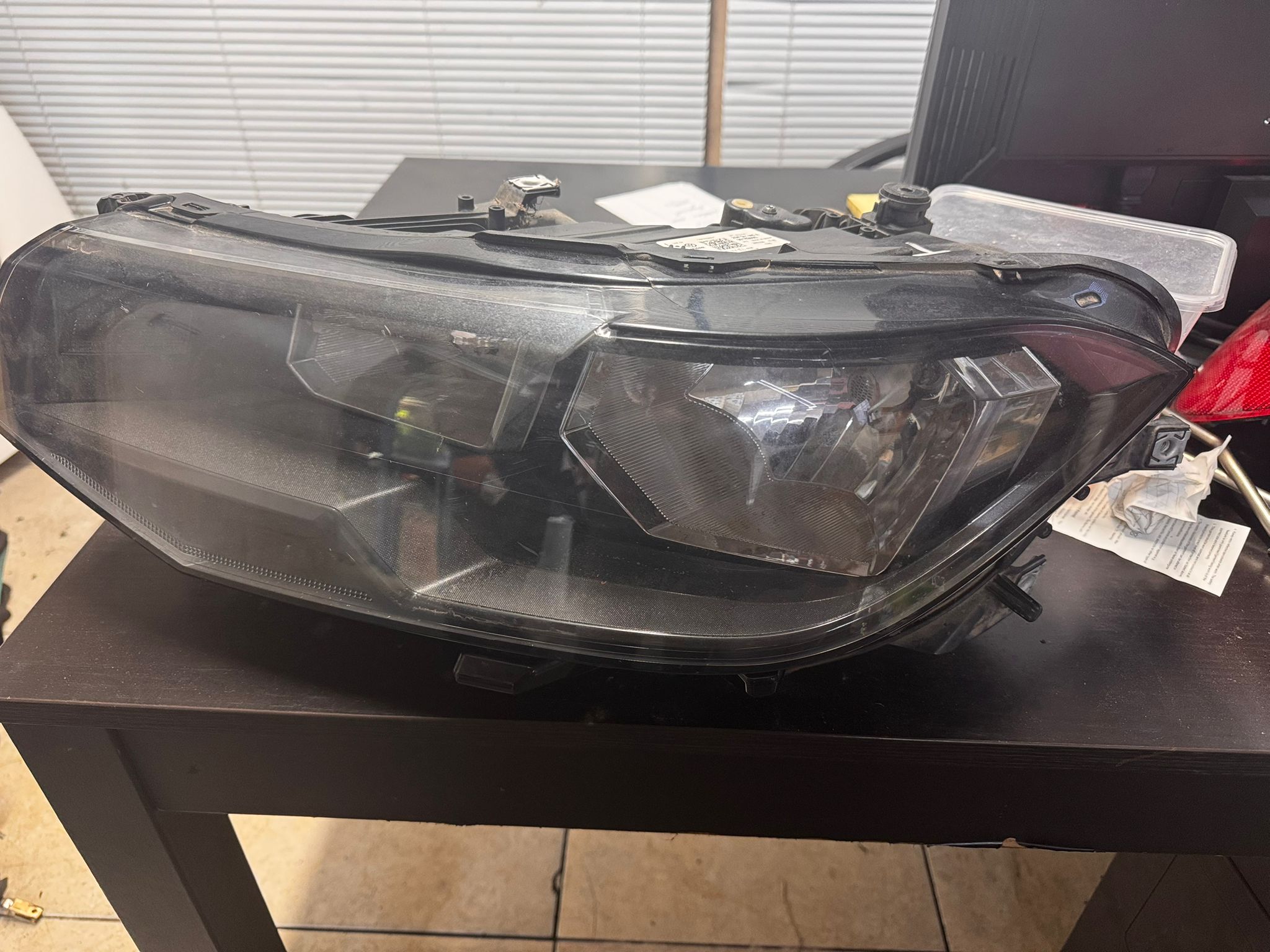 Headlight Left