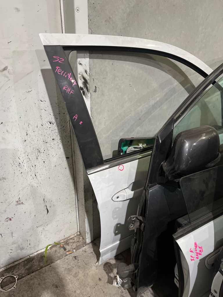 Door Right Front
